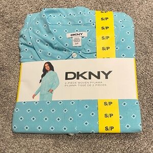 DKNY Turquoise Geometric Pajama Set women’s multiple sizes. Light and cozy